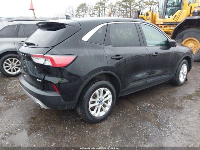 2020 FORD ESCAPE SE 4
