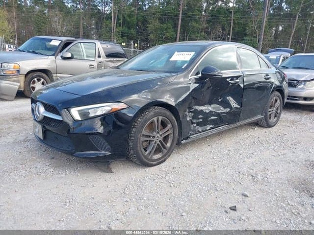2020 MERCEDES-BENZ A 220 2