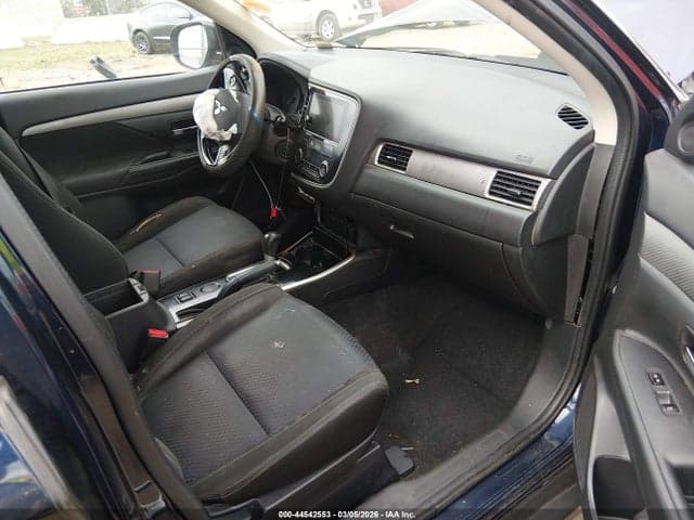 2017 MITSUBISHI OUTLANDER SE 5