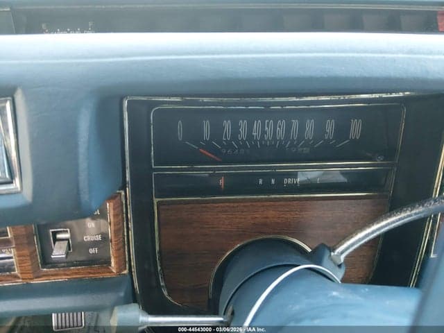 1976 CADILLAC DEVIILE 7