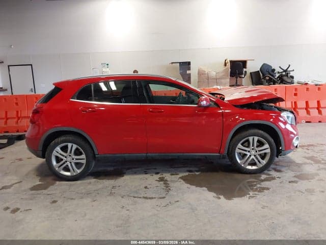 2018 MERCEDES-BENZ GLA 250 14
