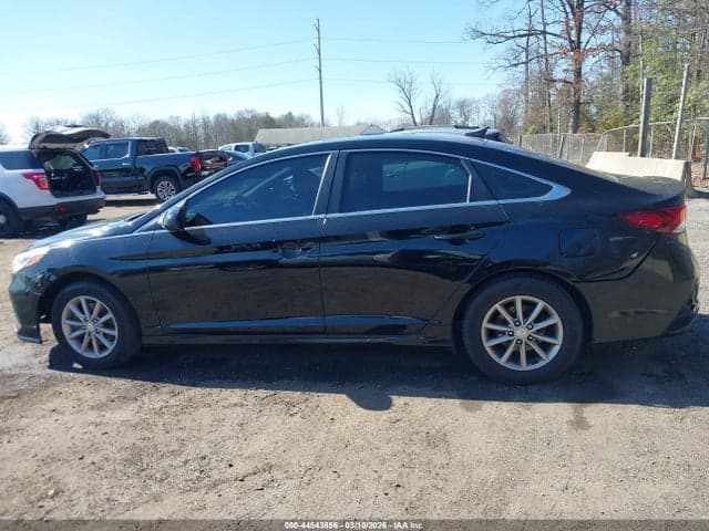 2018 HYUNDAI SONATA SE 14