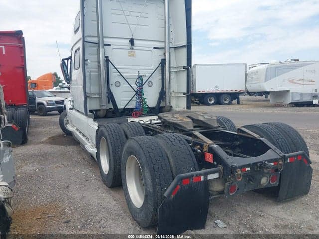 2022 VOLVO VNL 3
