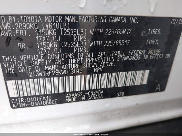 2019 TOYOTA RAV4 XLE 9