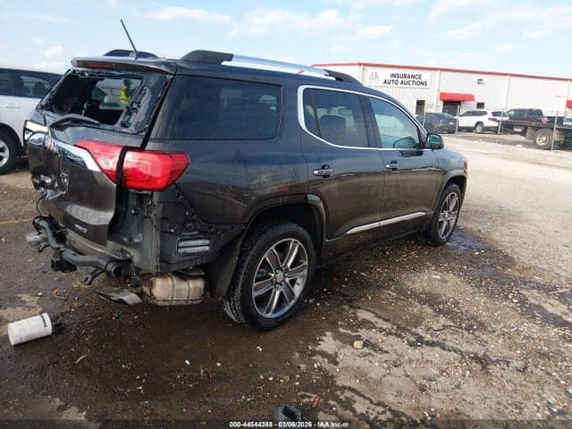 2017 GMC ACADIA DENALI 4