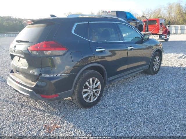 2017 NISSAN ROGUE SV 4