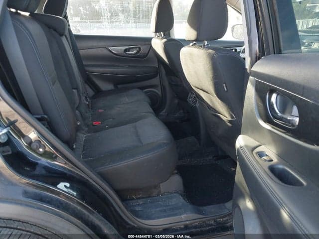2017 NISSAN ROGUE SV 8