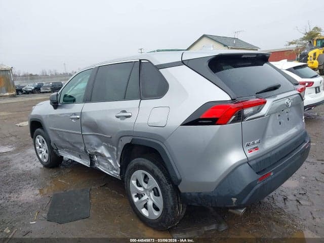 2022 TOYOTA RAV4 LE 3