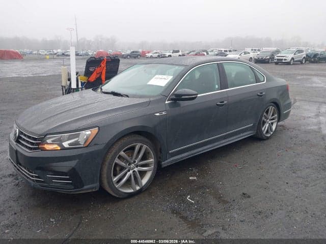 2017 VOLKSWAGEN PASSAT 1.8T R-LINE 2