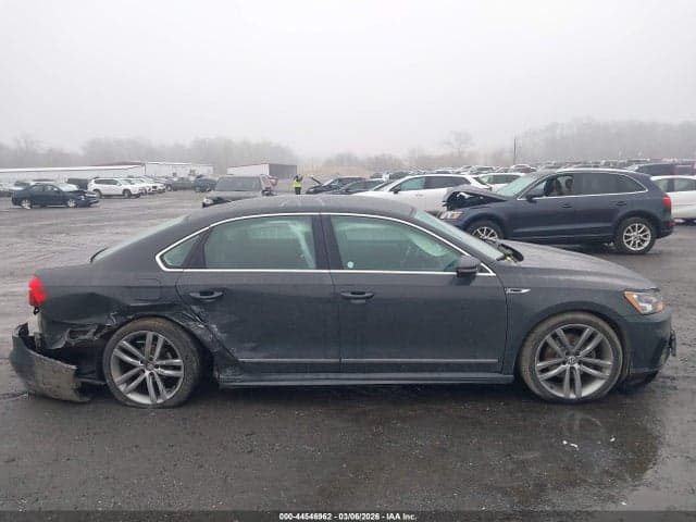 2017 VOLKSWAGEN PASSAT 1.8T R-LINE 13