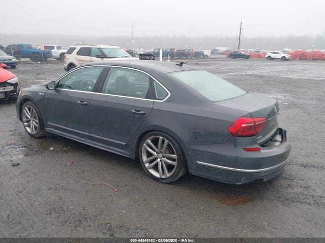 2017 VOLKSWAGEN PASSAT 1.8T R-LINE 3