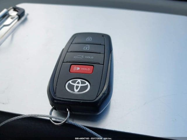 2025 TOYOTA CAMRY SE 11