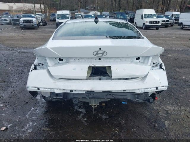 2025 HYUNDAI ELANTRA SE 6