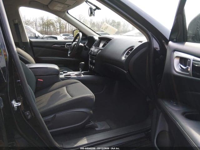 2019 NISSAN PATHFINDER SV 5