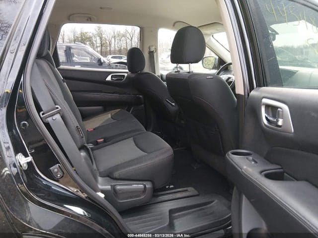 2019 NISSAN PATHFINDER SV 8