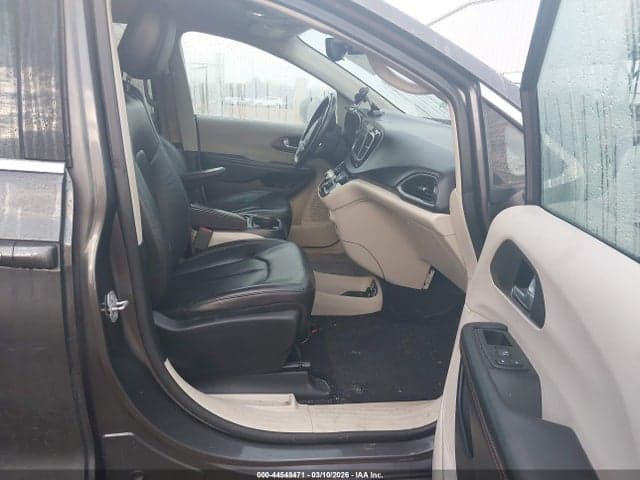 2018 CHRYSLER PACIFICA TOURING L 5