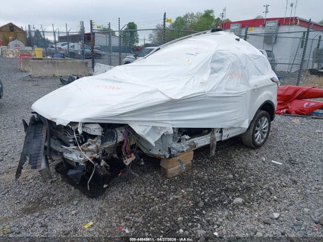 2017 FORD ESCAPE TITANIUM 2