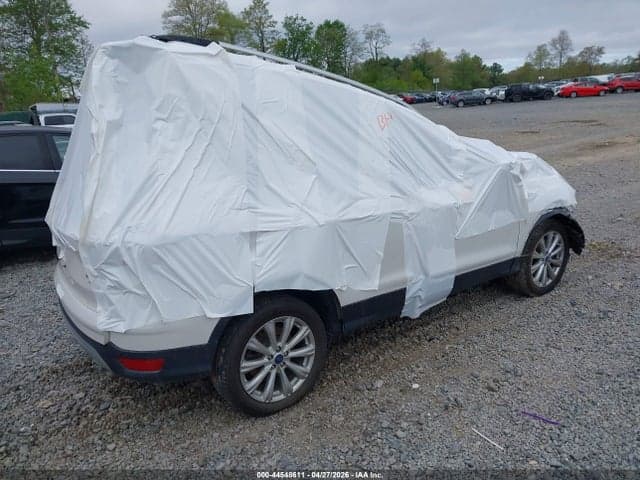 2017 FORD ESCAPE TITANIUM 4