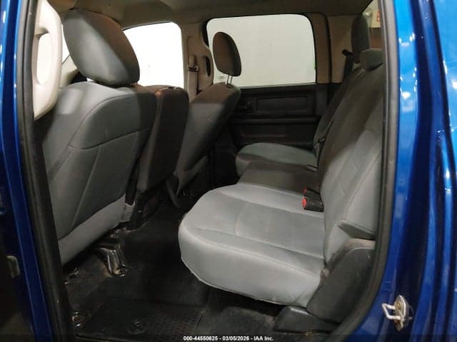 2017 RAM 3500 TRADESMAN 4X4 8' BOX 7