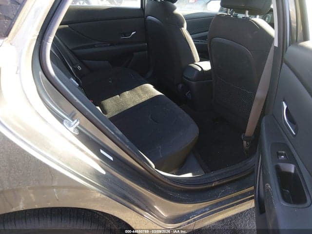 2025 HYUNDAI ELANTRA SEL CONVENIENCE 8