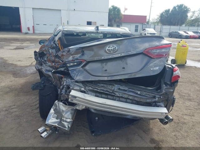 2022 TOYOTA CAMRY XSE 6