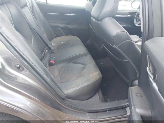 2022 TOYOTA CAMRY XSE 8