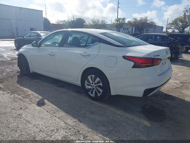 2024 NISSAN ALTIMA S FWD 3