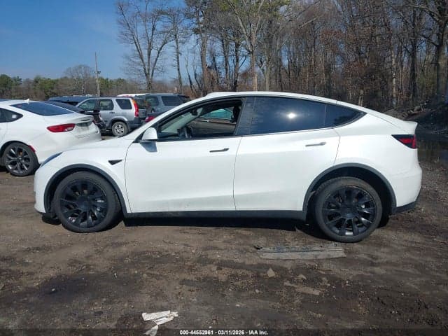 2022 TESLA MODEL Y LONG RANGE DUAL MOTOR ALL-WHEEL DRIVE 14
