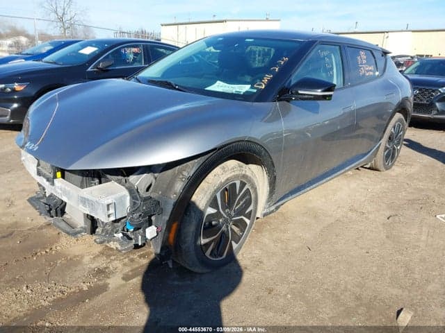 2024 KIA EV6 WIND 2