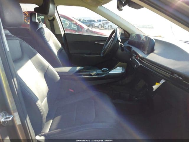 2024 KIA EV6 WIND 5