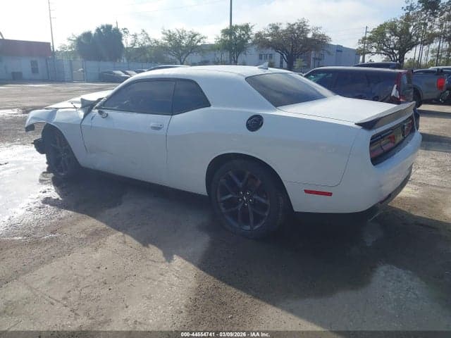 2019 DODGE CHALLENGER SXT 3