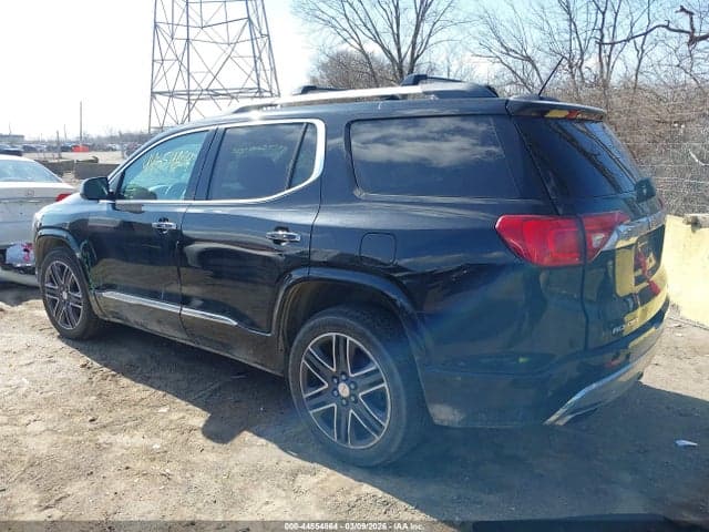 2017 GMC ACADIA DENALI 3