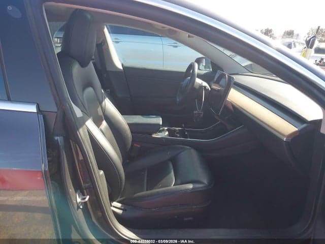 2019 TESLA MODEL 3 LONG RANGE/PERFORMANCE 5