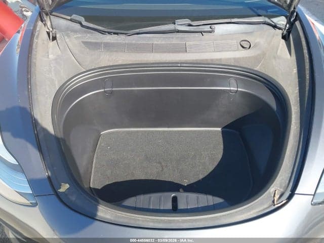 2019 TESLA MODEL 3 LONG RANGE/PERFORMANCE 10
