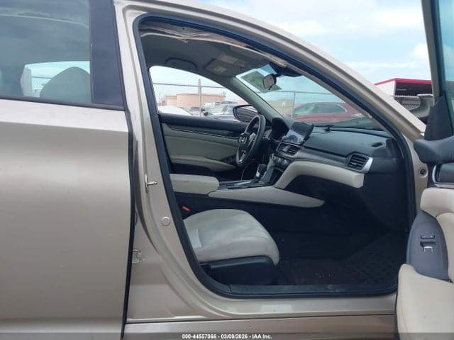 2019 HONDA ACCORD LX 5