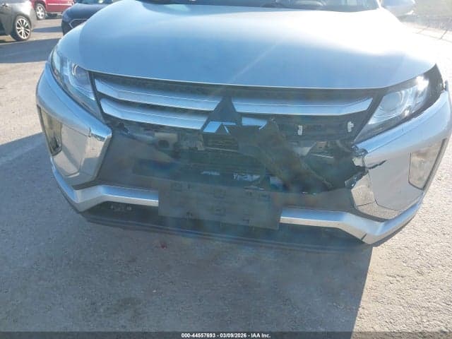 2019 MITSUBISHI ECLIPSE CROSS ES 6