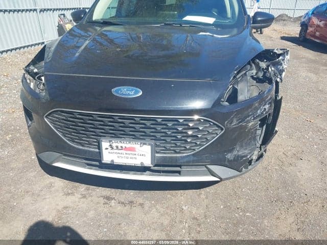 2020 FORD ESCAPE SE 6