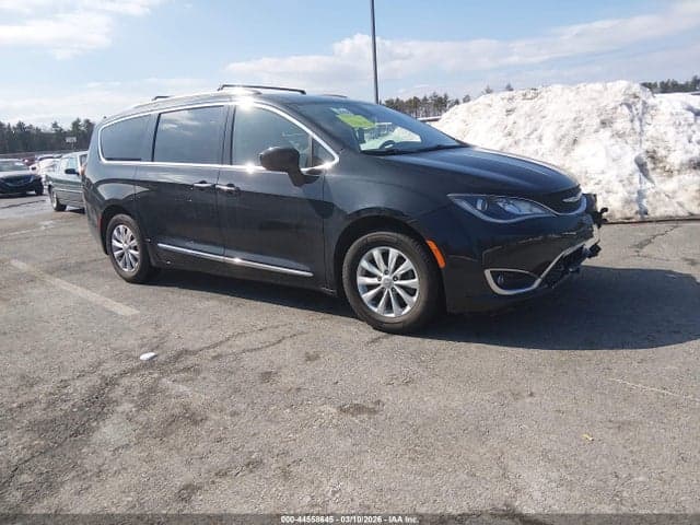 2020 CHRYSLER PACIFICA TOURING L 1