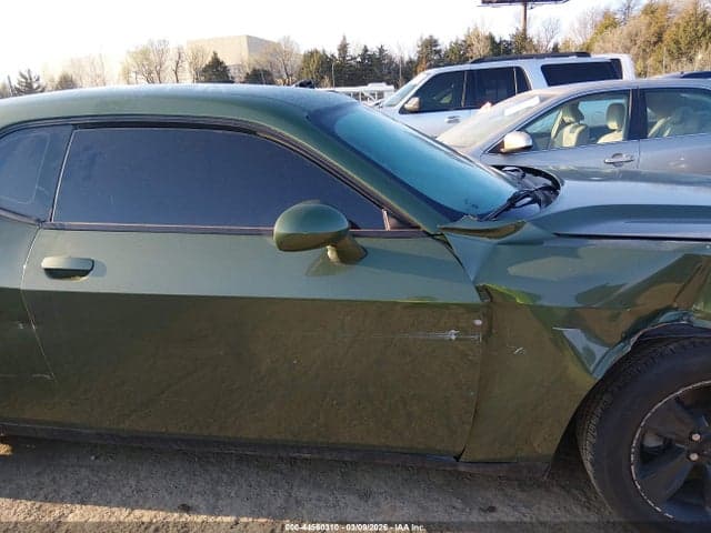 2019 DODGE CHALLENGER SXT 6