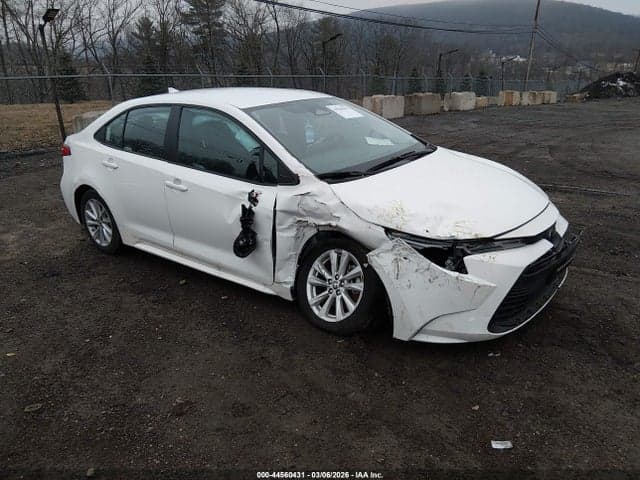 2025 TOYOTA COROLLA LE 1