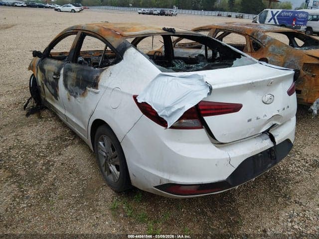 2020 HYUNDAI ELANTRA SEL 3