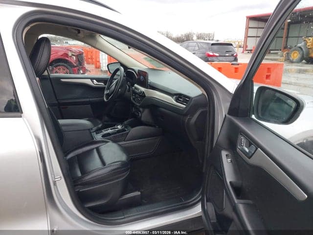 2020 FORD ESCAPE SEL 5