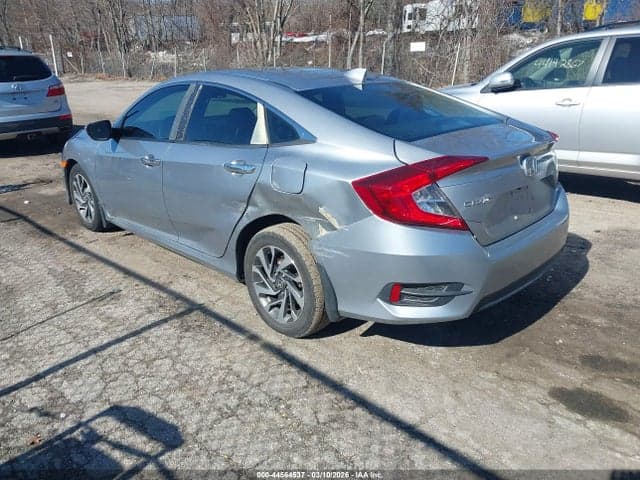 2017 HONDA CIVIC EX 3