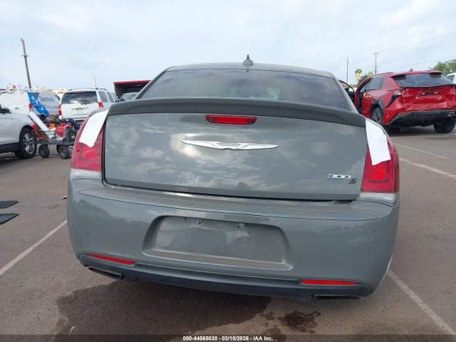 2018 CHRYSLER 300 300S 17
