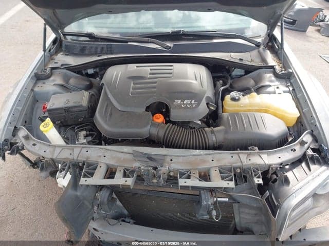 2018 CHRYSLER 300 300S 10