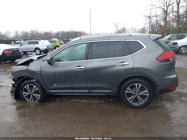2017 NISSAN ROGUE SL 13