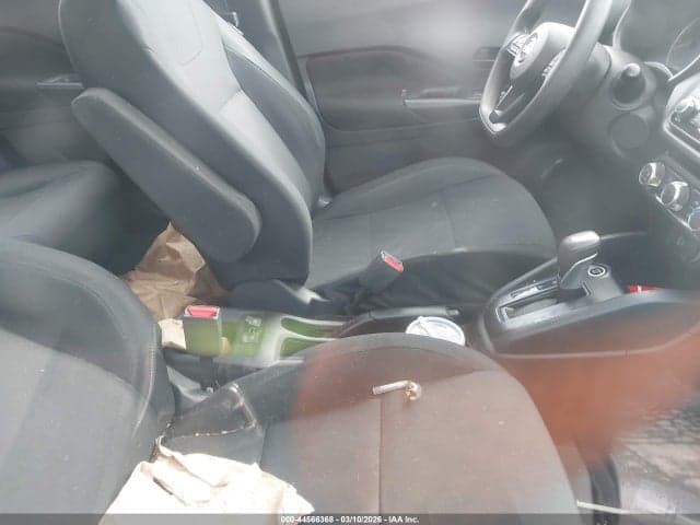 2023 NISSAN KICKS S XTRONIC CVT 5