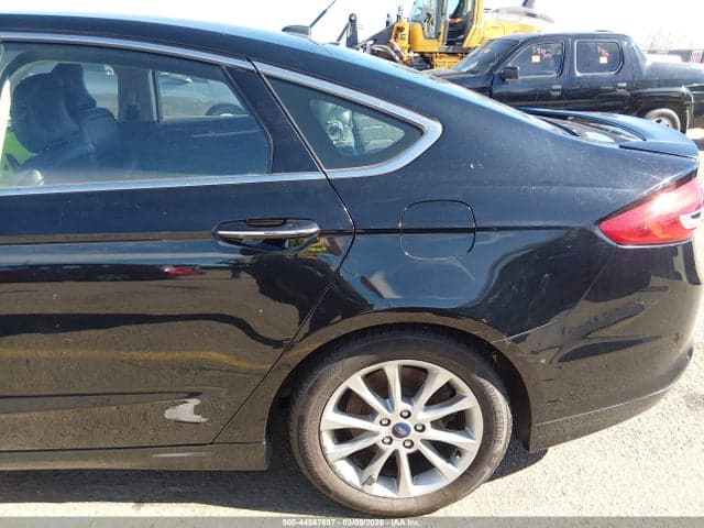 2017 FORD FUSION ENERGI PLATINUM/TITANIUM 18