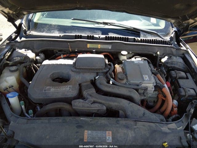 2017 FORD FUSION ENERGI PLATINUM/TITANIUM 10