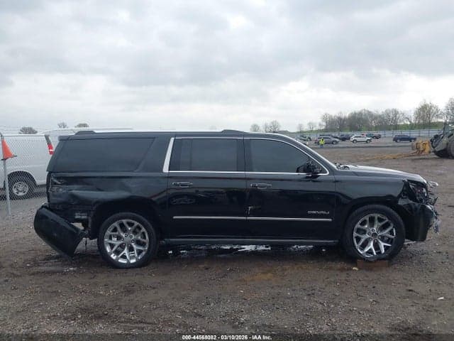 2019 GMC YUKON XL DENALI 13